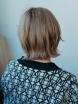 ヘアアンドリラクゼーション シャッセ(Hair&Relaxation SASE) ハイトーン外ハネボブ