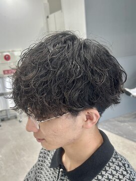 グロップ 町田(GLOP) 学生人気のメンズ波巻きパーマ