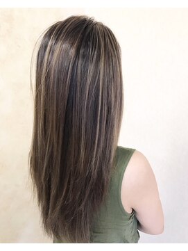 エモーシオン(HAIR CREATE EMOTION) 人気☆外国人風ハイライトグレージュ