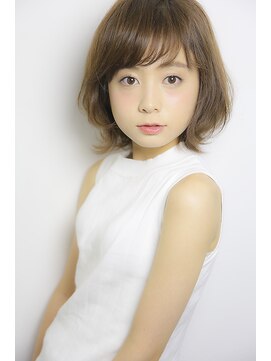 キートスバイガーランド (Kiitos by Garland) [kiitos/吉祥寺]☆ひし形シルエットニュアンスショート☆