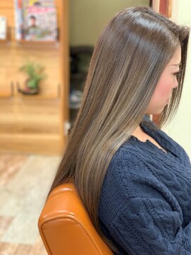 クロック バイ オハナ(Clock by Ohana) グレージュ　シーミストロング