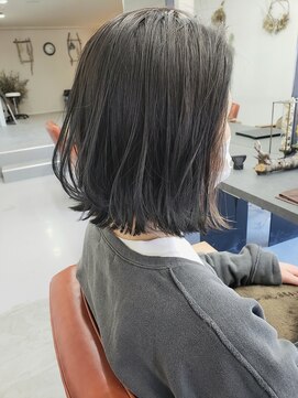 ニコ(nico...) アディクシーで作るさり気ないチラ見せイヤリングカラー☆