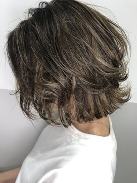 ウル(uLu.) ボブ×ハイライトグレージュ☆