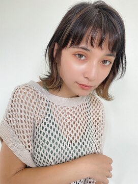 ルービック 難波(Rubik's) フェザーバング/インナーカラー/大人かわいいウルフ外ハネボブ