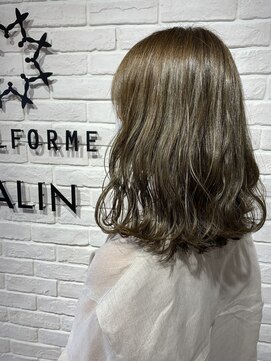 ヘア スパ ビューティー エールフォルム(HAIR SPA BEAUTY YELLFORME) ふんわりウェーブ×オリーブベージュ