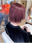 レッドブラウン ミニボブヘア