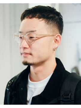 カフ(CAF) CAF河内 メンズカット フェード 20代30代 大阪 心斎橋