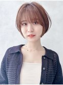 say. ショートボブ レイヤーショート ミルクティーベージュ 小顔