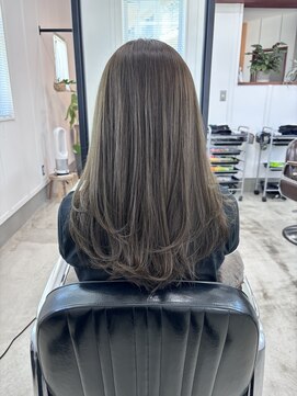 ルオント(LUONT) ブリーチなしオリーブカラー