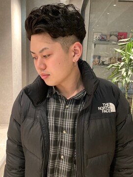 メンズサロン ブロック(Men's Salon bloc) スパイラルパーマ　ツーブロック　束感　アップバング　刈り上げ