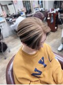 刈り上げショート 白髪ぼかし くすみベージュ ハンサムマッシュ