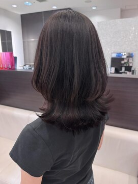 ヴィサージュ ギンザ VISAGE GINZA 外ハネ×くびれミディ