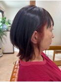 ミディアムくびれヘア、ウルフヘア