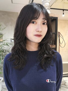 ハーフェン(HAfeN) セミロングパーマ