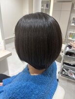 ルシエバイファブリック(Lucie by fabrique) ツヤ感ダークブラウンの美シルエットボブ