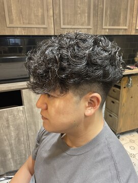 グルーマーズトウキョウ(GROOMER/S TOKYO) 外国人風の質感！スペインカール！