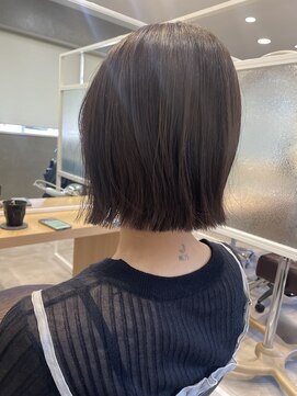 エミュ(emu) 切りっぱなしボブ