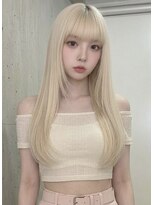 ランテルディ 渋谷(LANTERDIT)&nbsp;ブロンドベージュ　ダブルカラー　ホワイトベージュぱっつん前髪