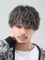 バイフィフス 原宿/表参道(by fifth)&nbsp;原宿波巻きスパイラルパーマメンズカット刈り上げマッシュ
