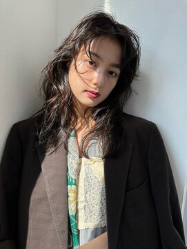 ニール 名古屋 伏見 丸の内(NEELU) ミディアムニュアンスパーマ