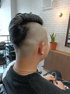 モリゲン フェローシップ レグ(MORIGEN fellowship REGU) サイドパート　フェード　ショート