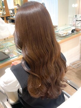 ネオリーブ チロル 横浜西口店(Neolive CiroL.) 髪質改善カラー　艶髪ラテブラウン　レイヤーカット