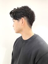 ビジネスマン　簡単メンズスタイリング　ツーブロック