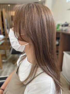 プリズム ヘアーデザイン みずほ台店 イヤリングカラーふんわりベージュ