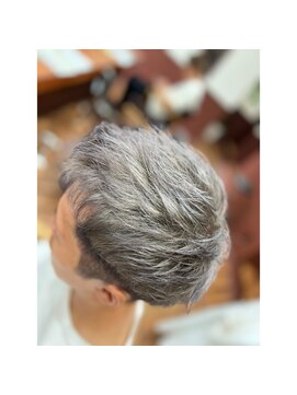 クロエ バイ ラヴィズム 紫竹山店(CLOE by LUVISM) シルバーグレイ