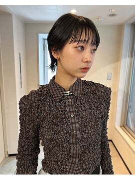 ユヌ(Une) Kotaro コンパクトショートウルフ