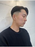 メンズカットフェードスキンフェードミドルパート