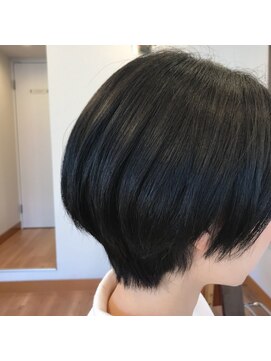 イゾラ(ISOLA) ショートボブ