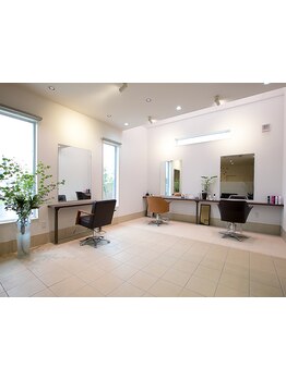 小山の隠れ家的プライベートサロン<Rose>丁寧なカウンセリングを通して見つかる、まだ知らない自分らしさ◇