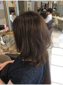 アレンジ自在、フンワリレイヤーロブ     担当 黒岩 明子