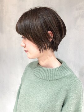 アルバム 渋谷パルコ(ALBUM) 丸みショート_厚めバングローライトスリークボブ_ba278932