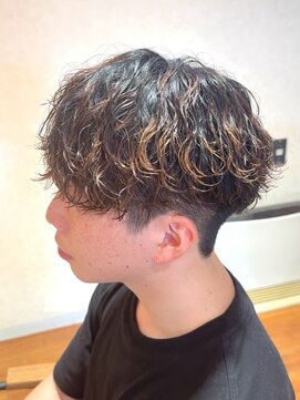 ヴェロ 福井(VeRO) いい波なってる!?波巻きパーマ