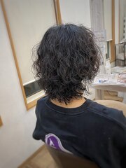 【山本智文】ミディアムウルフ波巻きパーマ