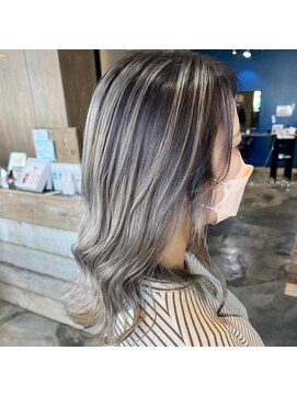 シン(shin) セミディ/カラー/ベージュカラー/グレーカラー/グレーベージュ