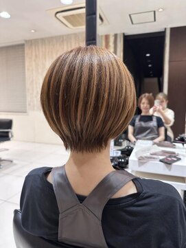 ヘアアンドビューティー クアトロ 戸祭店(QUATRO) ショートボブ