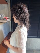 メゾンアミリ(Maison AmiLi)&nbsp;デザインカラー/オリーブベージュ/ウエットヘア【千葉／パーマ】