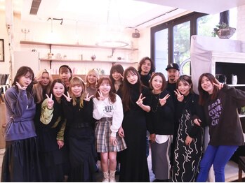 フレア 西口店(FLEAR)の写真/【大橋/ダメージレスサロン】ハイセンスな女性stylistが多数在籍中★女性目線で"キレイ"を叶えます♪