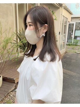 オグジュアリー 表参道(aux.) ワンカールミディ×ブラウンベージュ