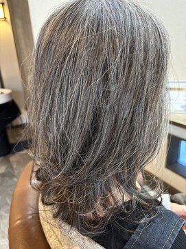 花鳥風月 グレイヘア&パーマスタイル