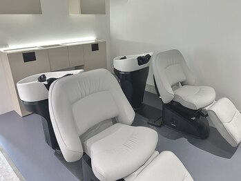 オー(OWU)の写真/【経験豊富なスタイリストが担当】プライベートサロンならではの相談のしやすさであなたの理想を叶えます☆