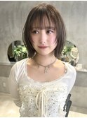 フレンチカジュアル大人美人小顔束感顔まわりレイヤーミニウルフ