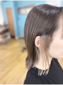 切りっぱなしボブ×インナーカラー