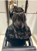 華やかハーフアップ◎飾りと艶で魅せるヘアセット