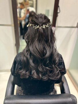 マーリィ イオン久里浜店(AEON) 華やかハーフアップ◎飾りと艶で魅せるヘアセット