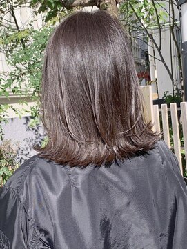 シェリア(Shelia) スモーキーブラウン/ダークブラウン/ウォームベージュ