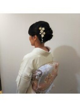 横濱ハイカラ美容院(haikara美容院)の写真/【振袖・訪問着・留袖着付け早朝6時~OK!留袖レンタル◎】パーティヘアセットと着付け*予約受付中!*